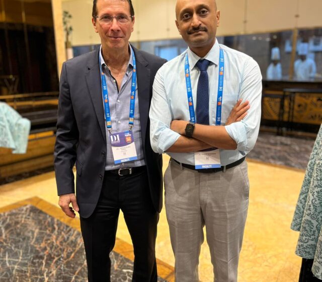 With Dr. Jorge Daes — a true pioneer and inspiration in the field of eTEP hernia surgery.